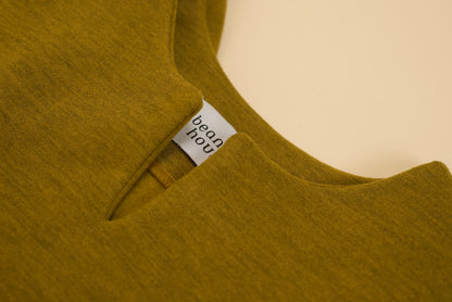 BOXY PULLOVER IN OLIVE GREEN