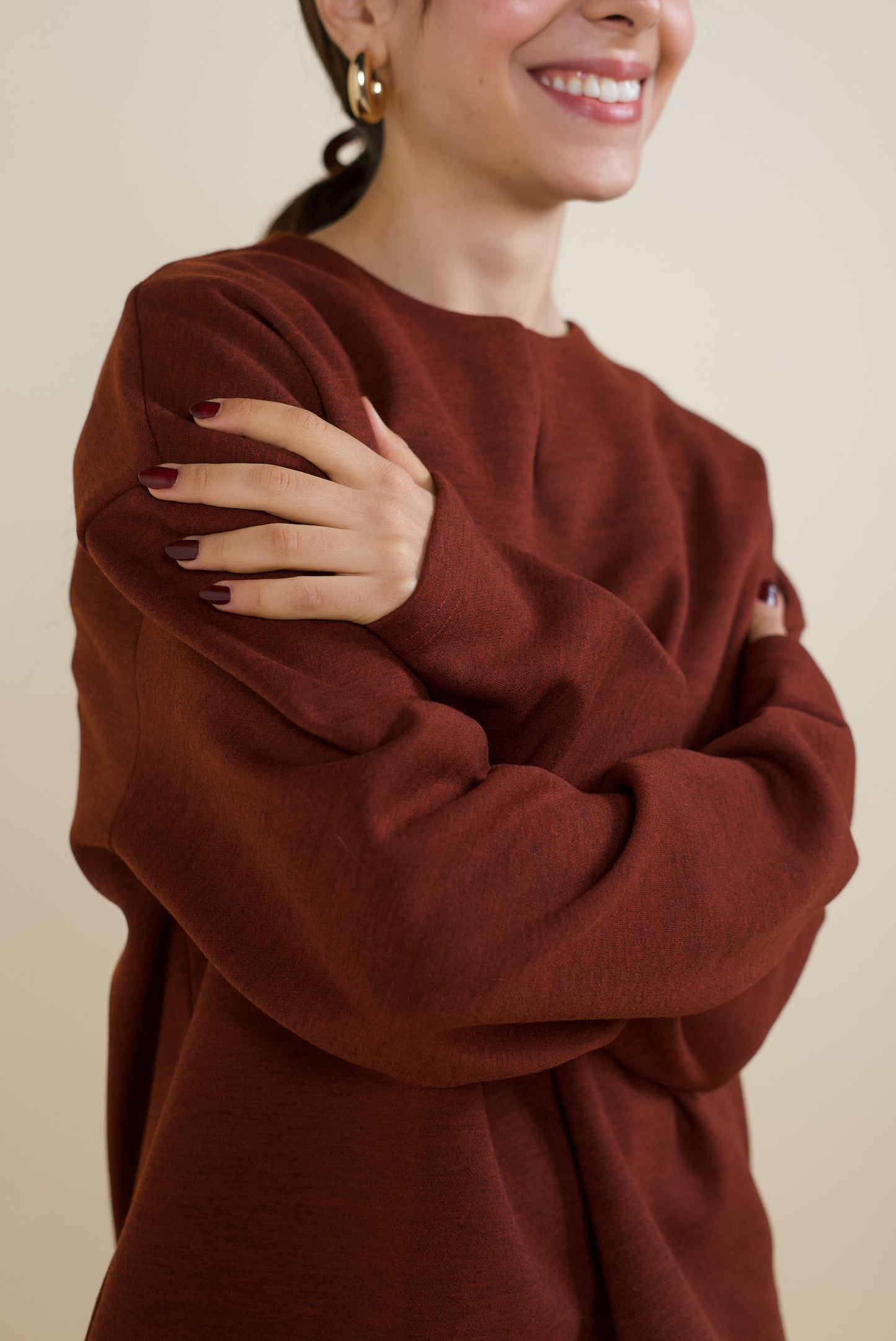 BOXY PULLOVER IN BRICK RED